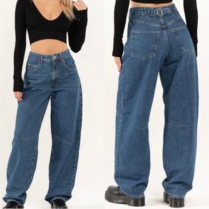 NWT UO BDG Rinse-Wash Adjustable Cinch Back Logan Boyfriend Jean Size 27W to 32L